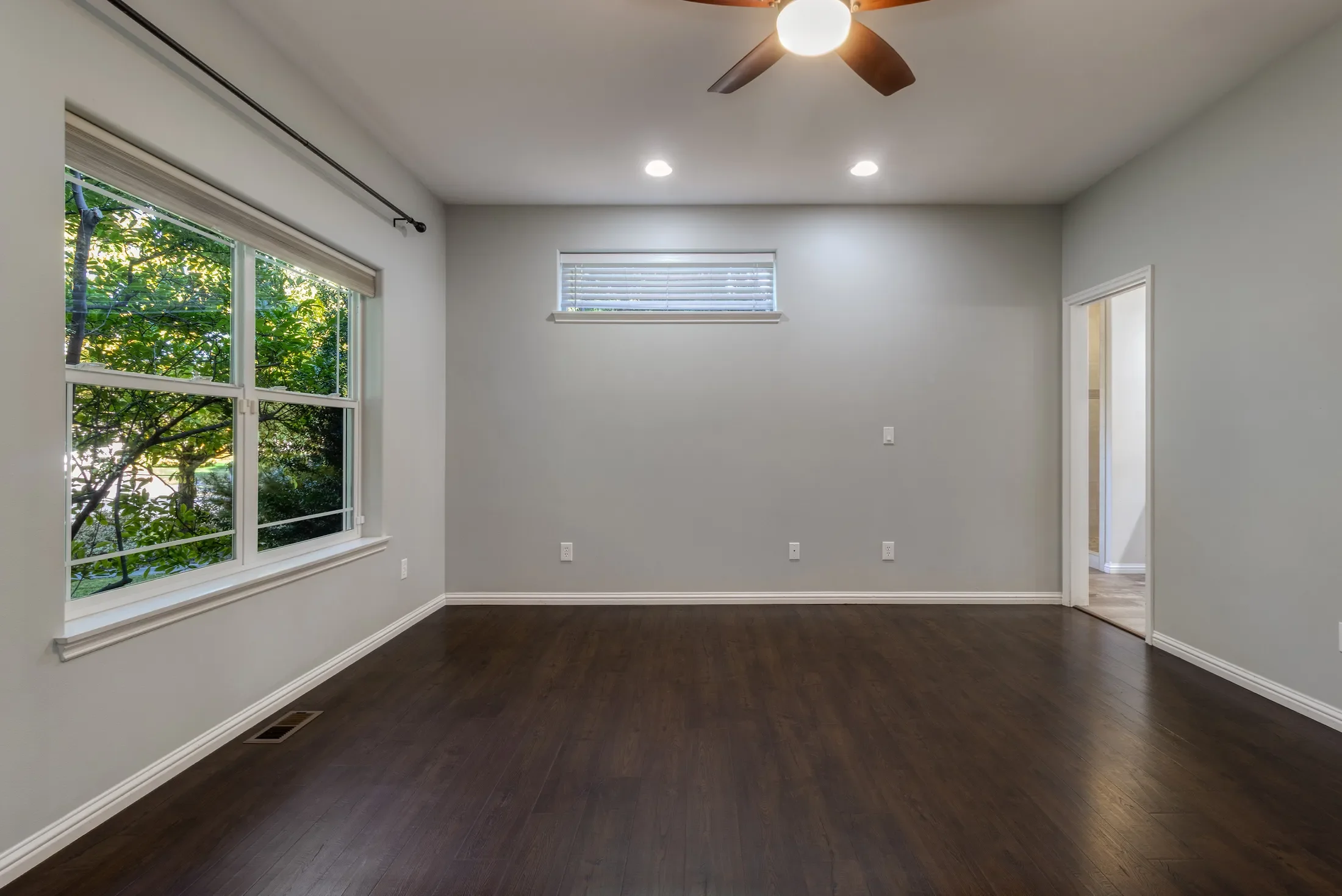 Gallery photo 2