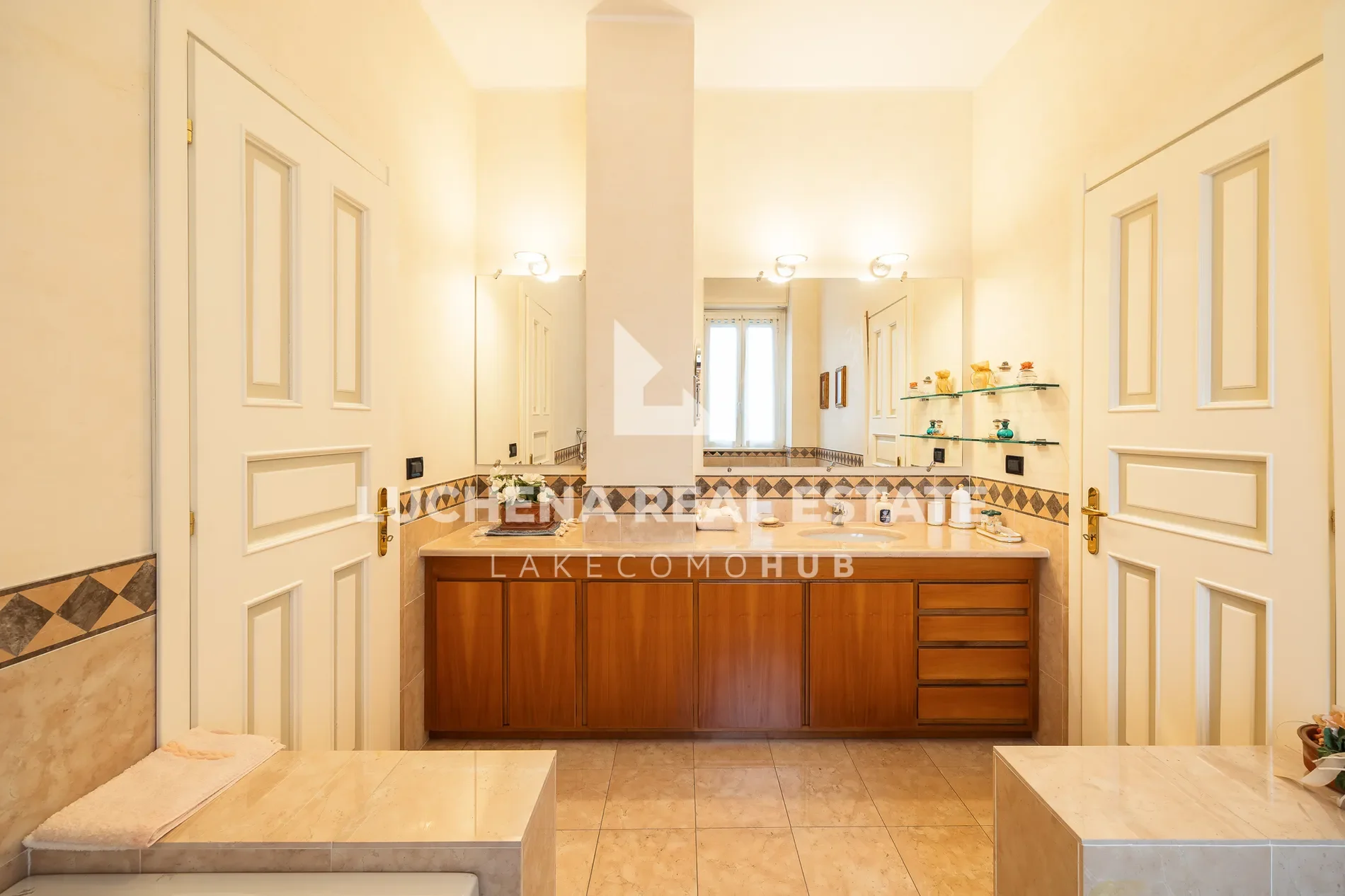 Viale Fratelli Rosselli, 13, 22100 Como CO, Italy, Como, Lombardy, Italy. - Photo 15