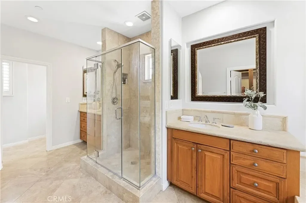 54 VALLEY TERRACE, Irvine, California, United States. - Photo 44
