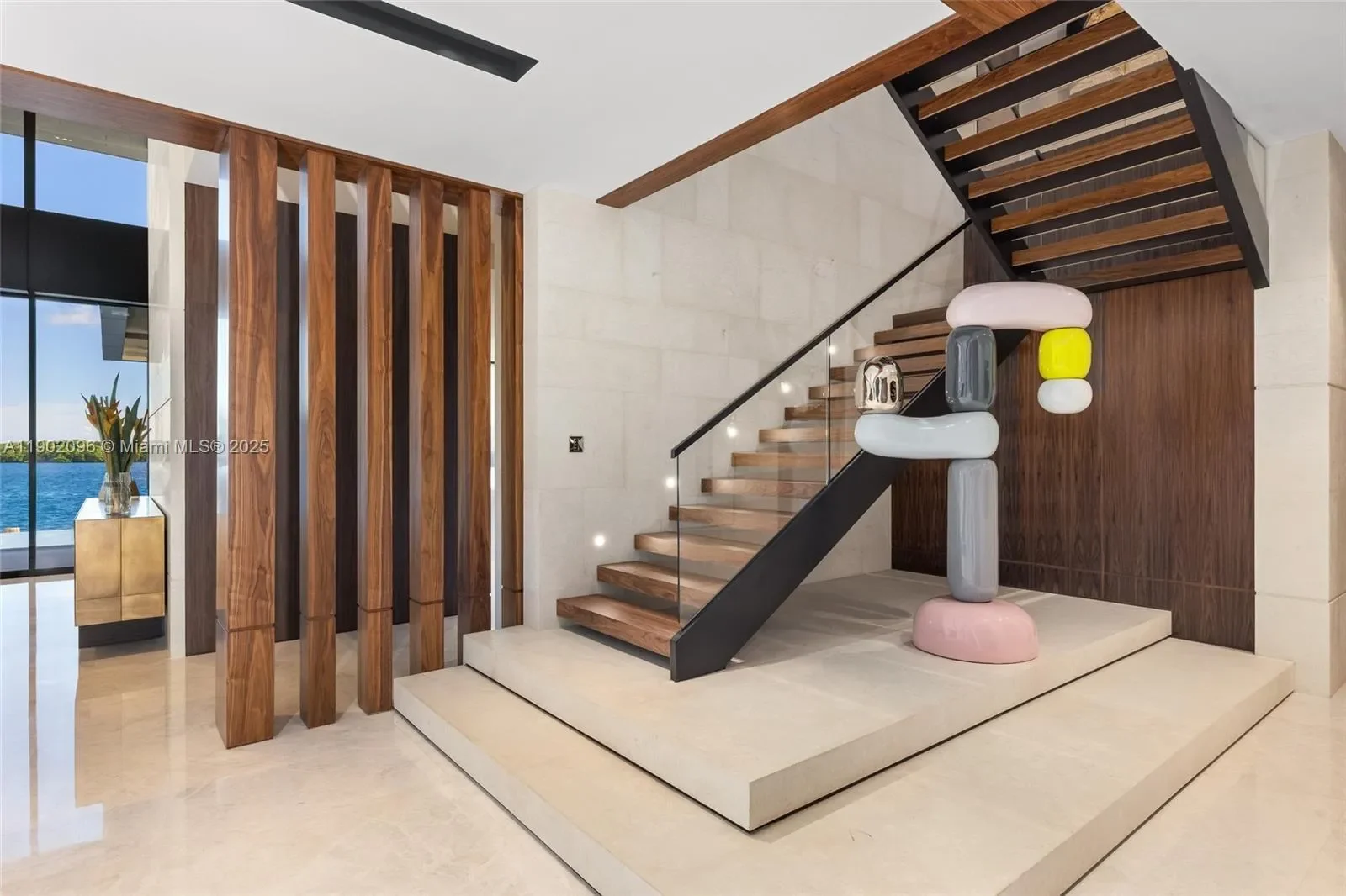 11404 N Bayshore Dr, North Miami Beach, Florida, United States. - Photo 26