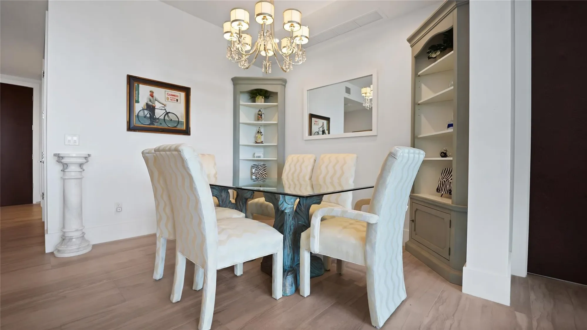 Gallery photo 10