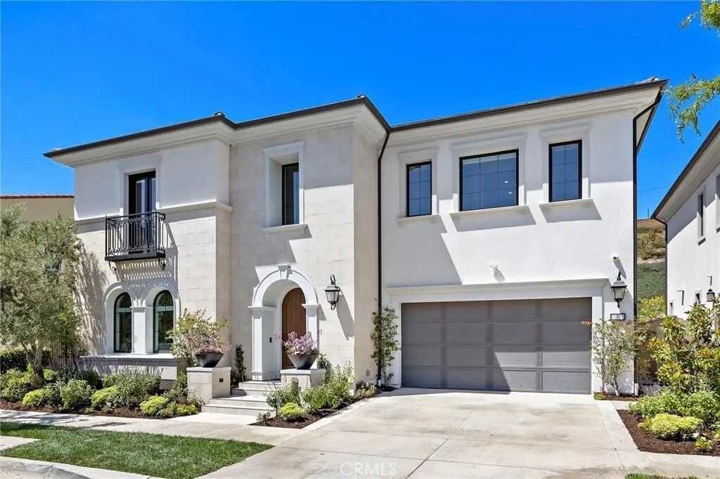 93 Interstellar, Irvine, California, United States. - Photo 11