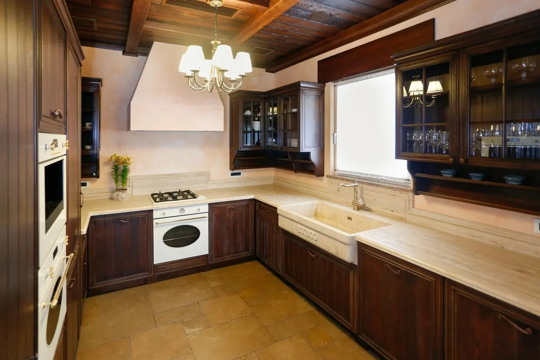 Gallery photo 3