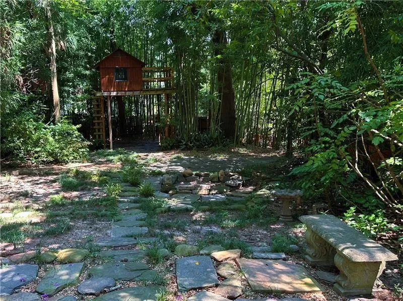 Gallery photo 11