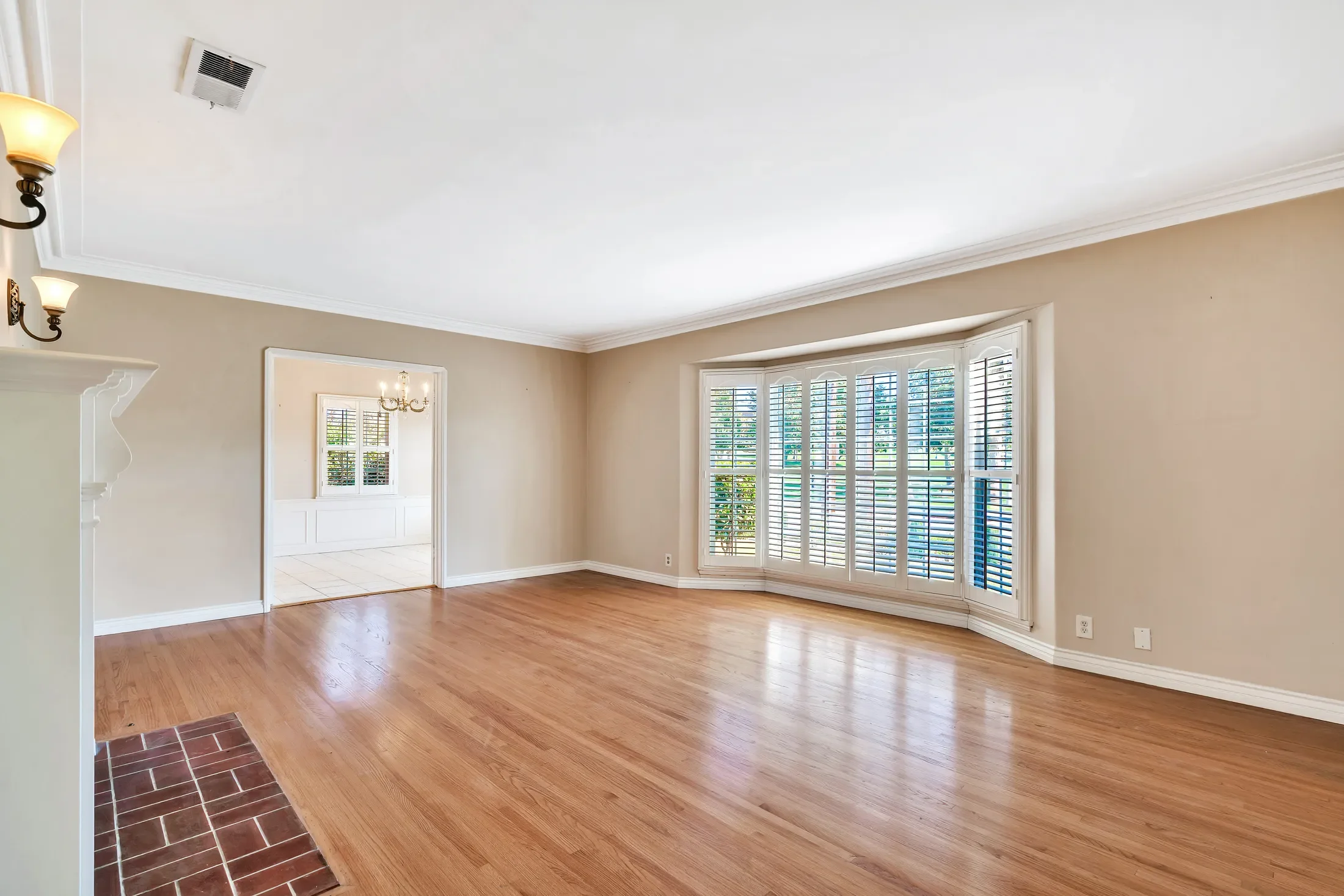 2013 South Palm Avenue , Alhambra, CA 91803, Alhambra, California, United States. - Photo 4