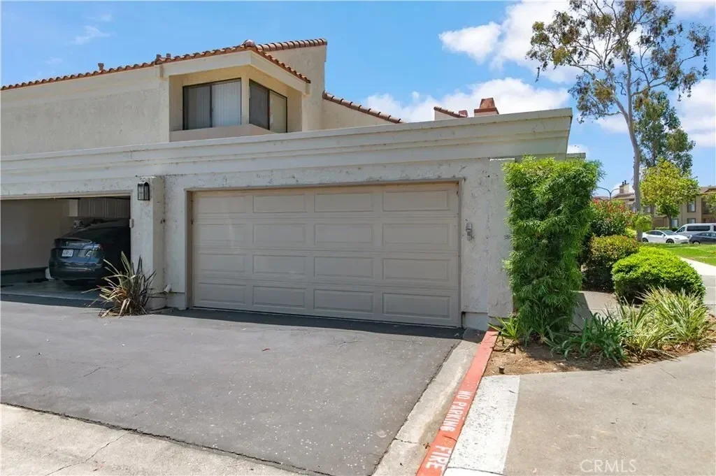 9 Morena 28, Irvine, California, United States. - Photo 23