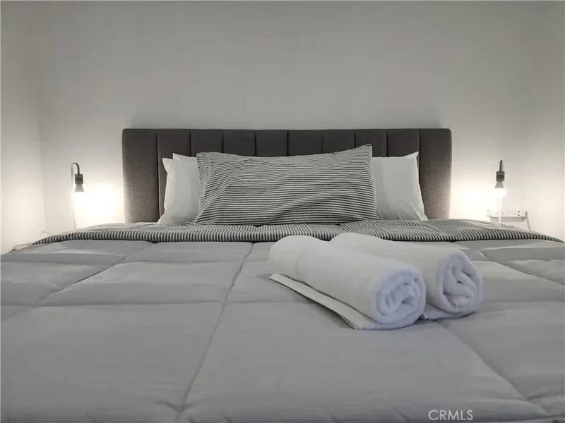 9272 Cerritos Avenue, Orange, California, United States. - Photo 17