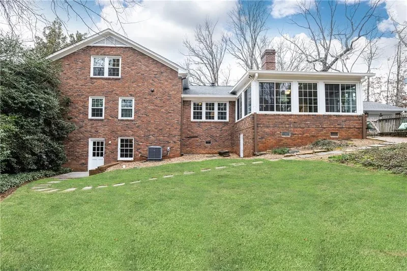 690 Fair Oaks Manor, Atlanta, Georgia, United States. - Photo 34