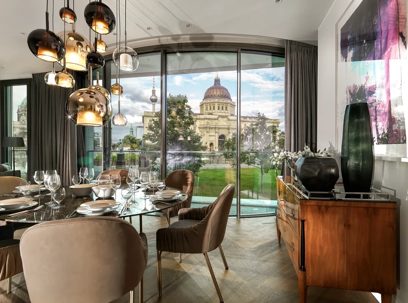 Temporary Living With Direct View Of The Berlin City Palace | Townhouse Residence One