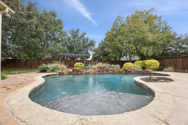 8315 Thornridge Drive, North Richland Hills, Texas, United States. - Photo 18