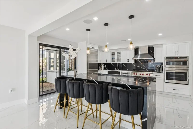 5 Valley Lane W, North Woodmere, NY, 11581, USA, Valley Stream, New York, United States. - Photo 18