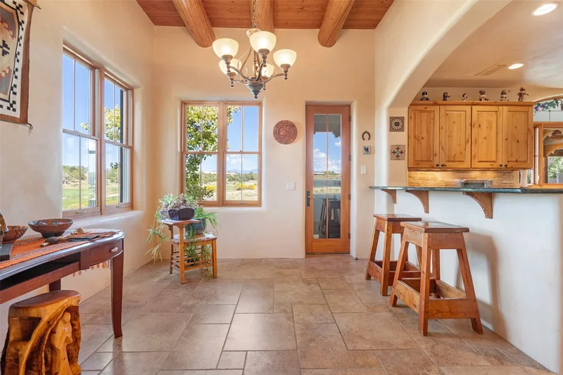 7 Plaza Molleno, Santa Fe, NM 87506, Santa Fe, New Mexico, United States. - Photo 50
