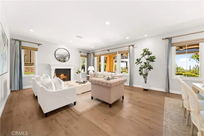 212 Clear Falls, Irvine, CA 92602, Irvine, California, United States. - Photo 10
