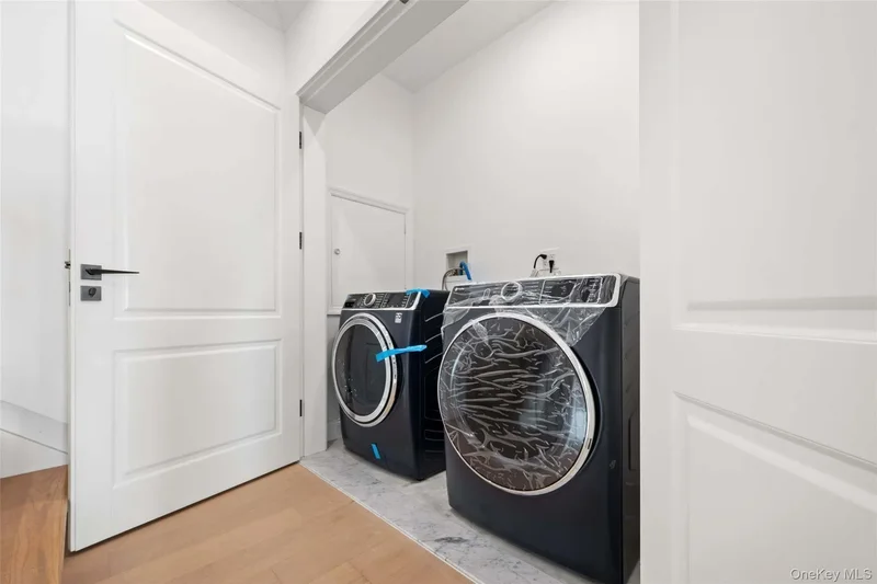 4 Angelas Place #1, Bronx, NY 10465, New York, New York, United States. - Photo 8