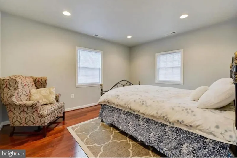 2700 ARLINGTON, Arlington, Virginia, United States. - Photo 5