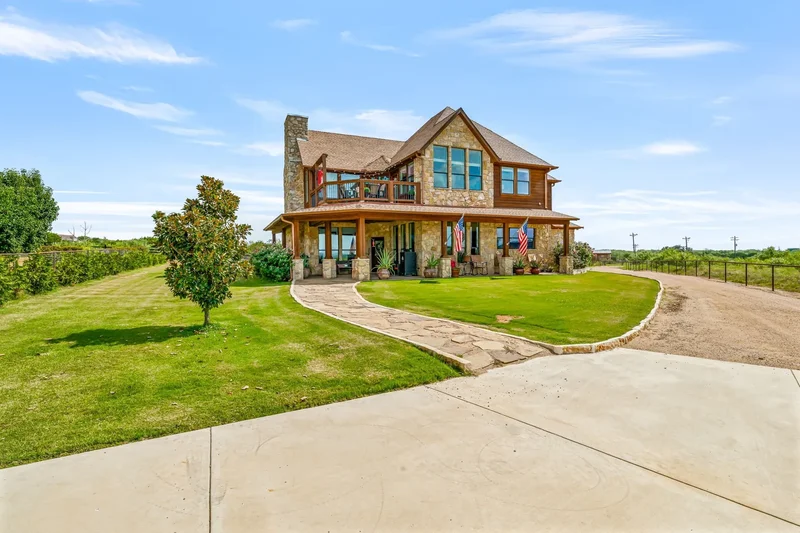 1060 Gordon Mtn Vw Court, Graford, TX 76449, Graford, Texas, United States. - Photo 3