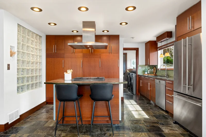 808 Alameda Ave, Fircrest, WA 98466, University Place, Washington, United States. - Photo 11