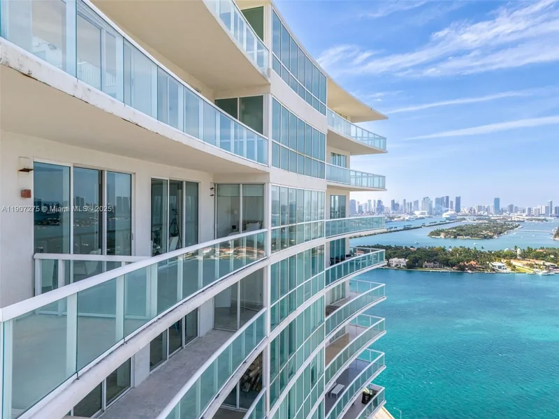 450 Alton Rd PH 4104, Miami Beach, Florida, United States. - Photo 32