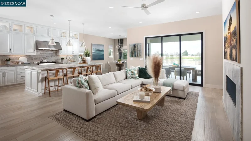 Single Family Residence in Tracy