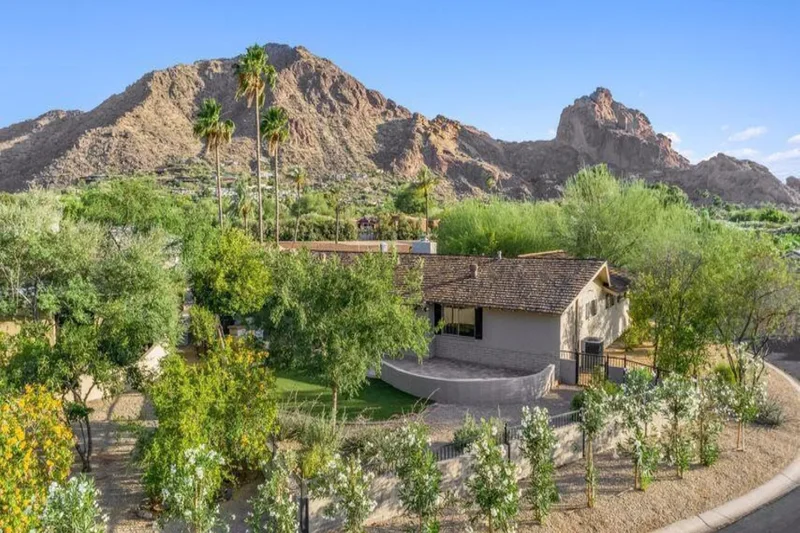 5635 E Lincoln 34 Drive Unit# 34, Paradise Valley, AZ 85253, Paradise Valley, Arizona, United States. - Photo 2