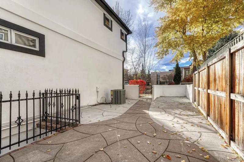522 Columbine Street, Denver, Colorado, United States. - Photo 42
