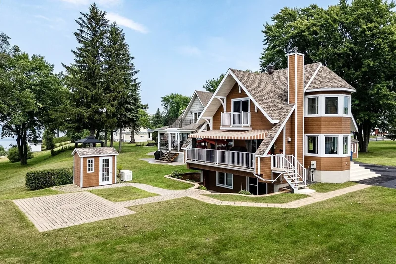 8925 Route Marie-Victorin, Sorel-Tracy, QC J3R1T3, Sorel-Tracy, Quebec, Canada. - Photo 10