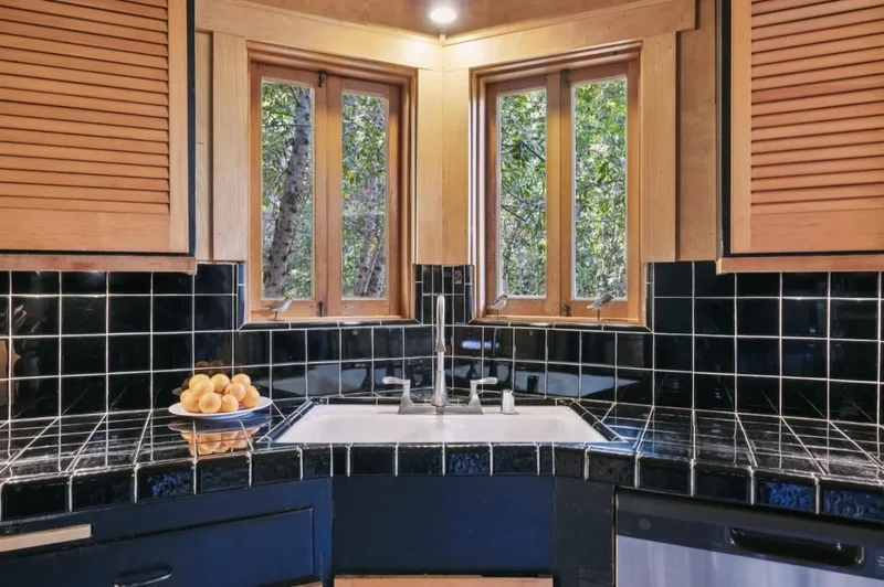 10026 Sycamore Canyon Road, Big Sur, California, United States. - Photo 27