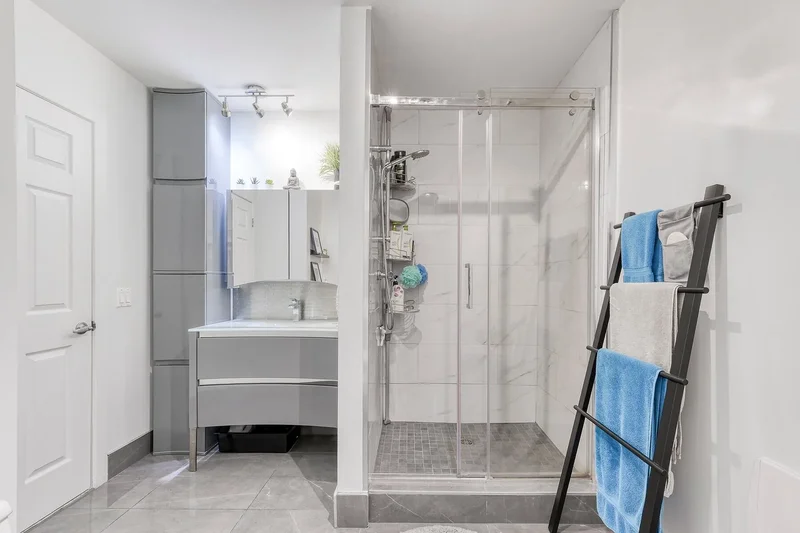 4250 Rue St-Ambroise, Apt. 209, LeSudOuest, QC H4C3R4, Montreal, Quebec, Canada. - Photo 37