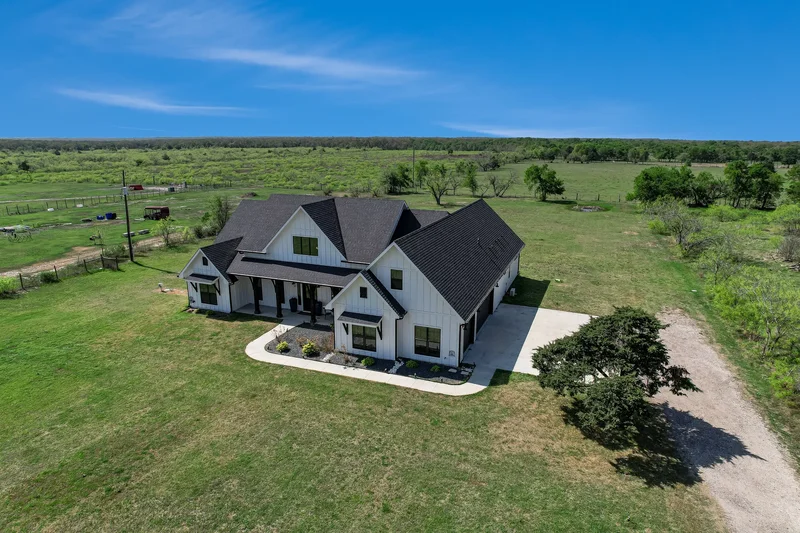 19819 Lockwood Road , Manor, TX 78653, Coupland, Texas, United States. - Photo 20