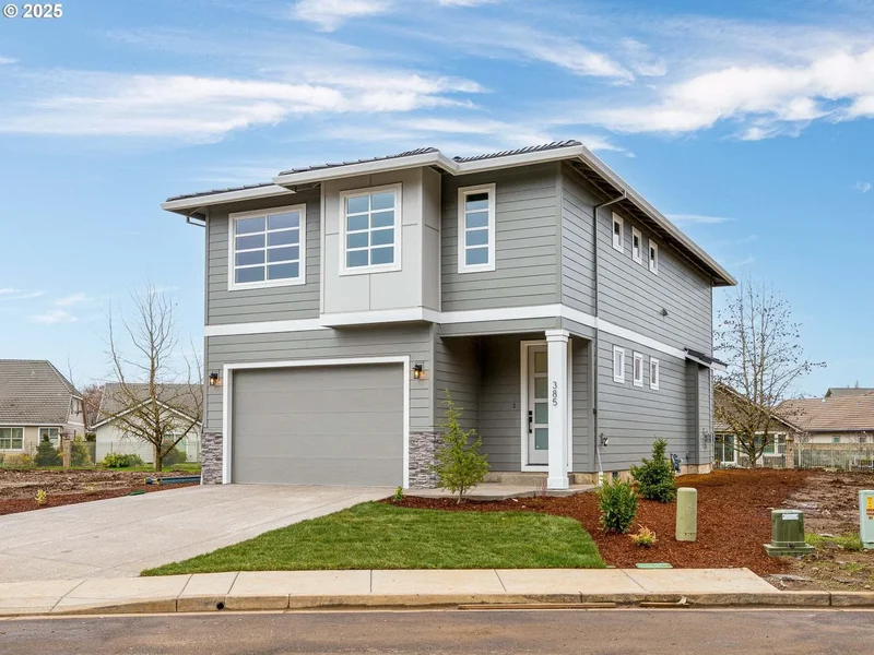 4 Bedrooms Single Family Detached