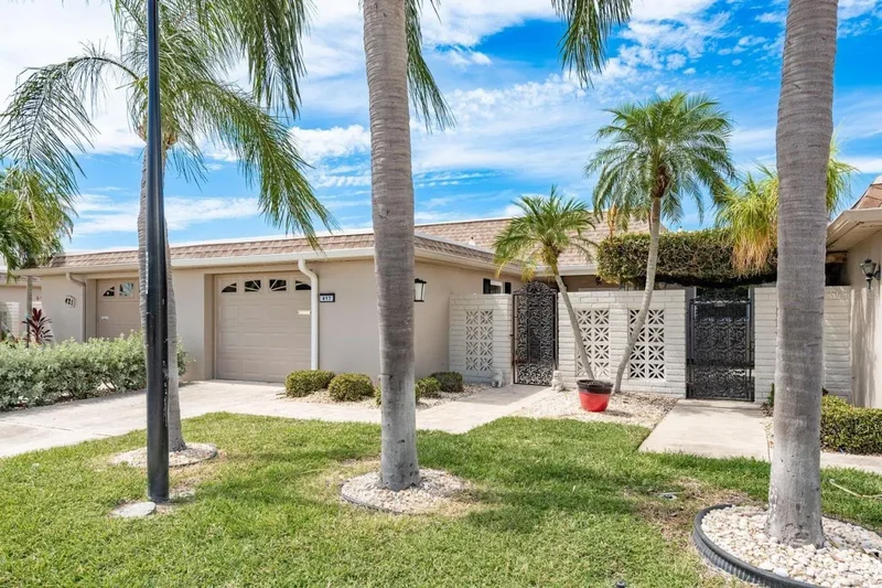417 E BOCA CIEGA POINT BLVD N #417, Madeira Beach, Florida, United States. - Photo 15