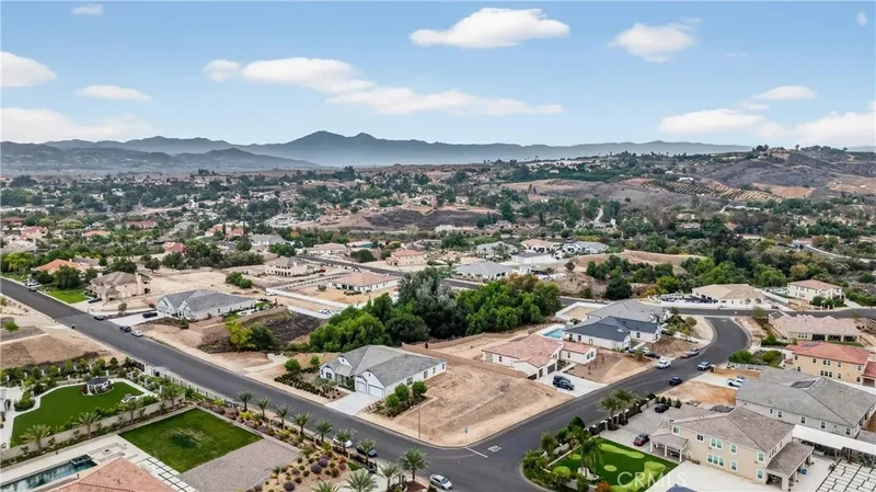 17549 Bretton Woods, Riverside, CA 92504, Riverside, California, United States. - Photo 38