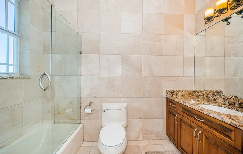 7986 9th Ave S, St Petersburg, FL 33707, St. Petersburg, Florida, United States. - Photo 50