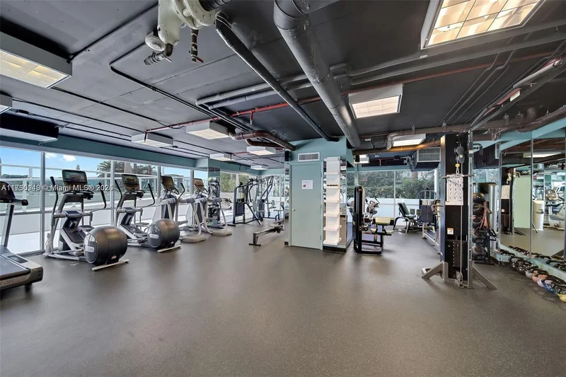 650 West Ave 1004, Miami Beach, Florida, United States. - Photo 38