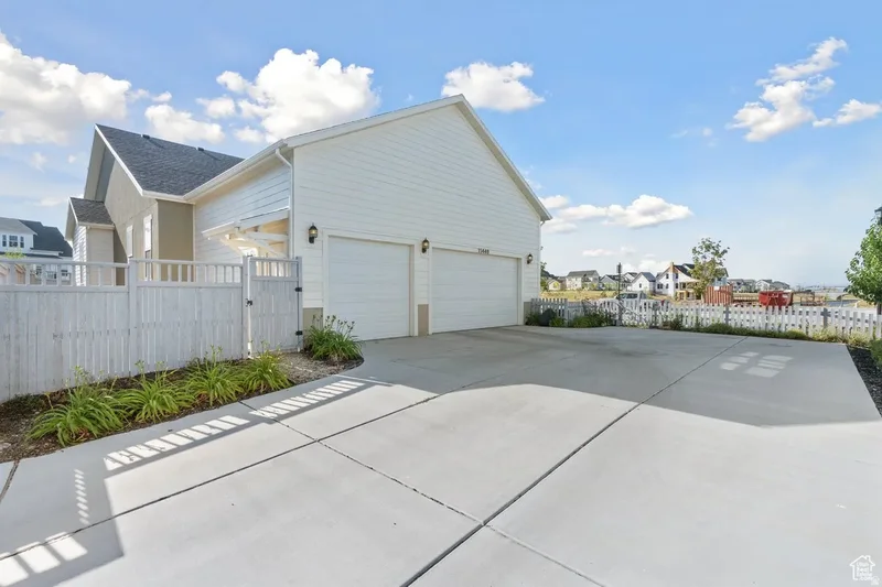11449 S BINGHAM RIM RD, South Jordan, Utah, United States. - Photo 3