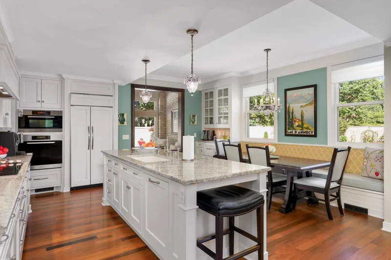 4 Bedrooms Single Family Detached