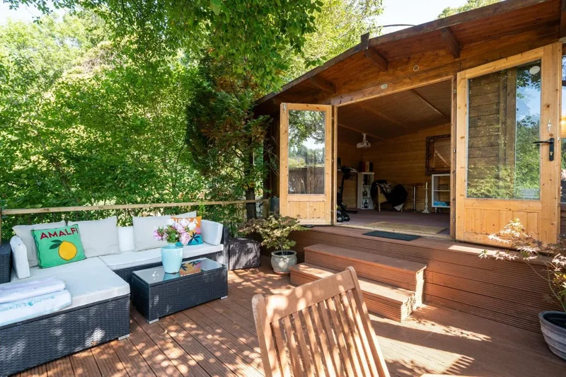 Hillbury Road, Warlingham, England, United Kingdom. - Photo 24