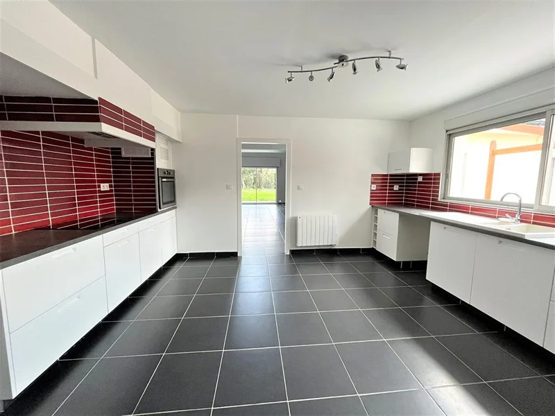 Angers, Pays de la Loire, France. - Photo 3