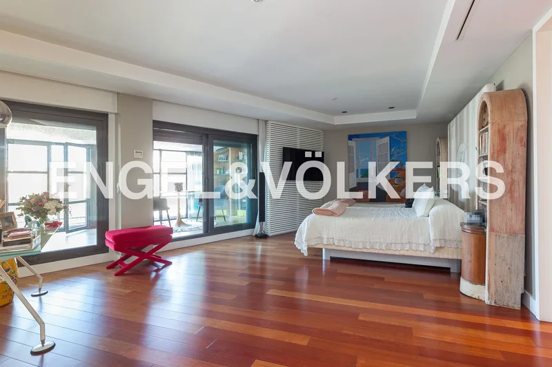Calle Almagro, Chamberi, Madrid, Spain. - Photo 45