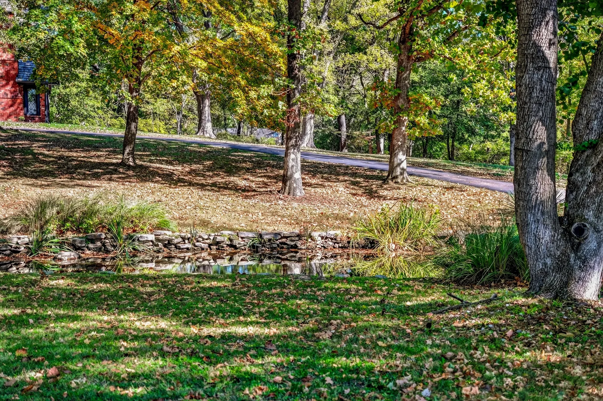 73 Overhills Drive , Ladue, MO 63124, Ladue, Missouri, United States. - Photo 37