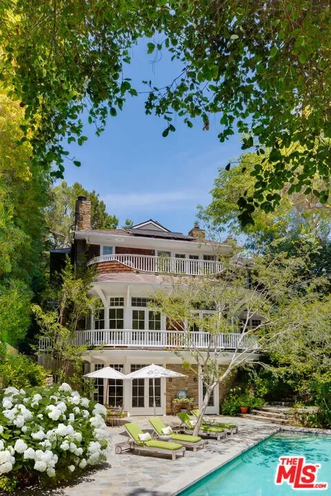2041 Mandeville Canyon Road, Los Angeles, California, United States. - Photo 10