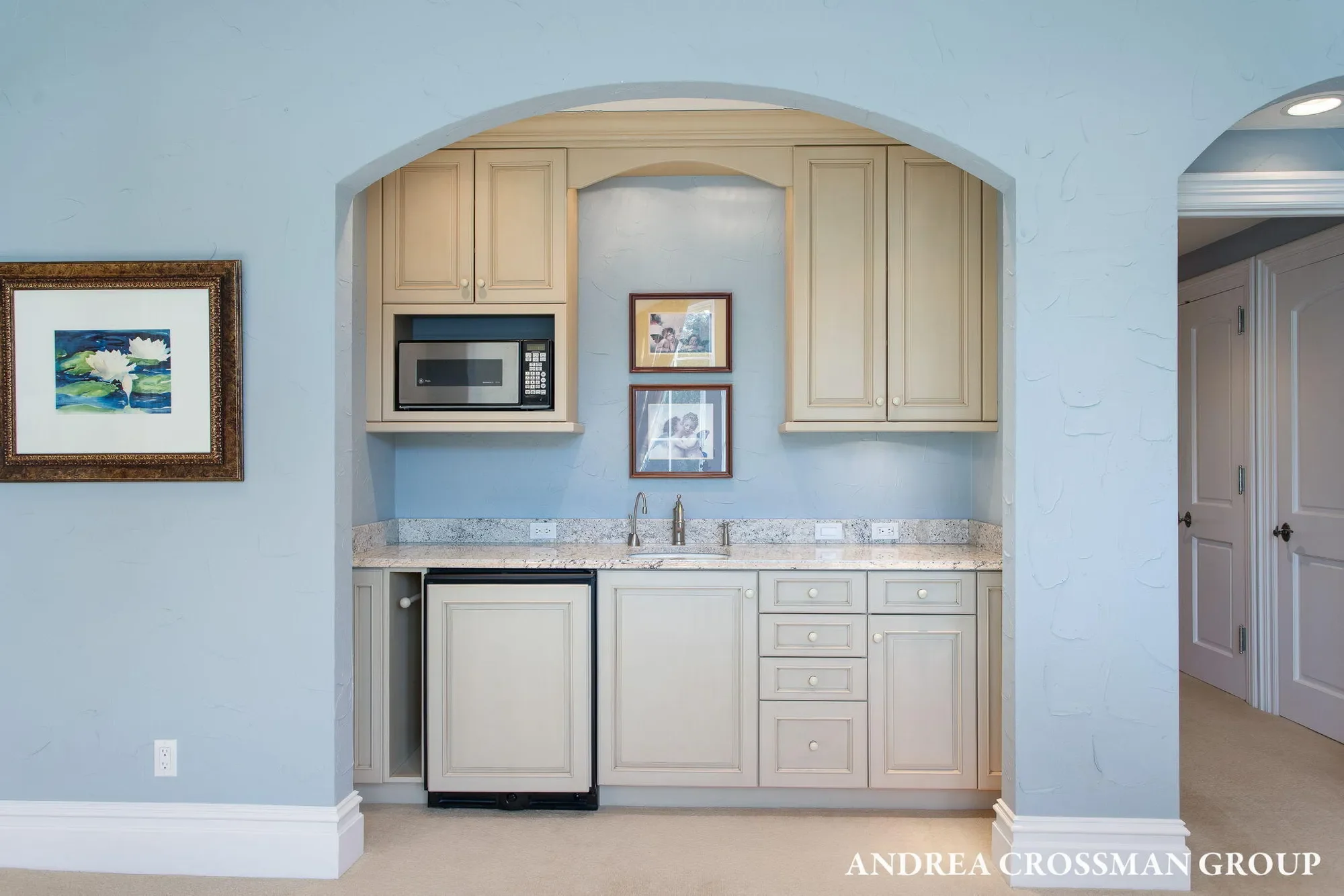 1933 South Shore Drive, Holland, MI 49423, Holland, Michigan, United States. - Photo 77