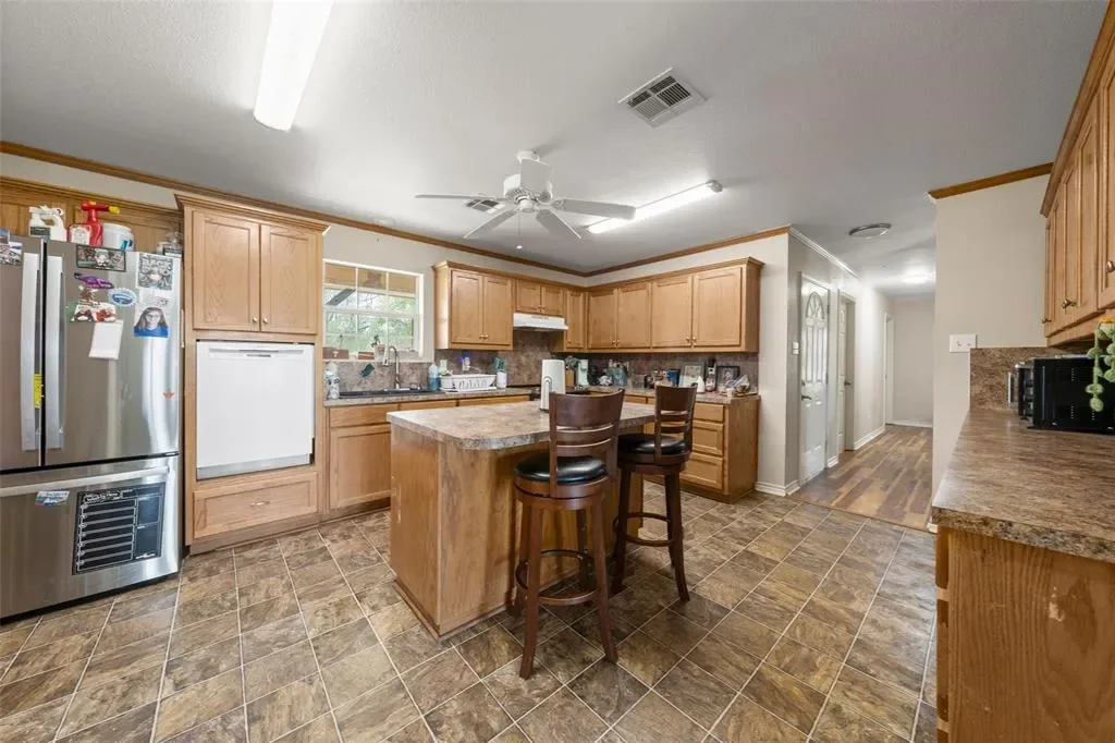 771 Hcr 2233, West, TX 76691, West, Texas, United States. - Photo 15