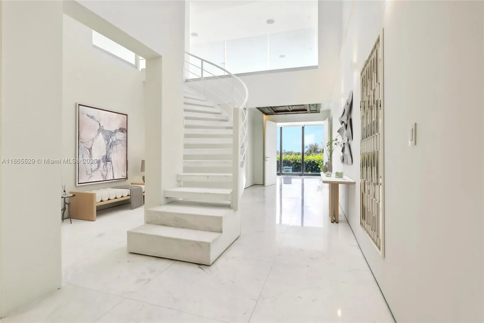 1000 Venetian Way, #TH101, Miami, Florida, United States. - Photo 9