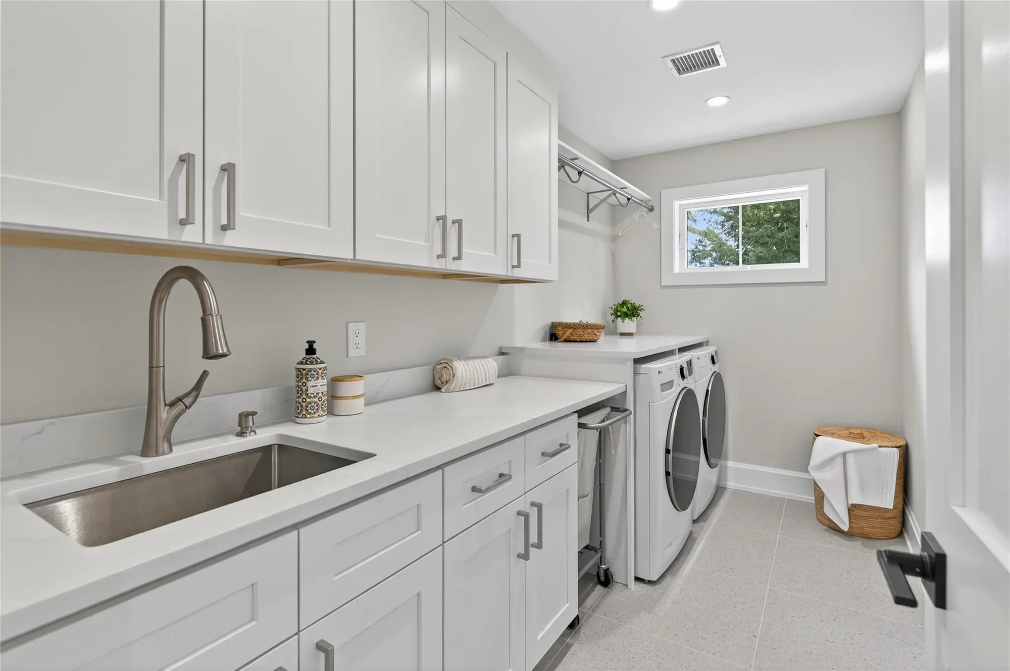 1585 Dewey Avenue , Bellmore, NY 11710, Bellmore, New York, United States. - Photo 34