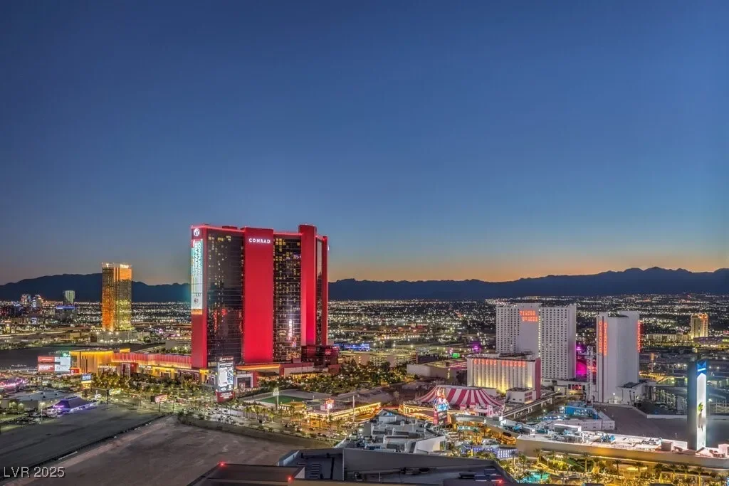 2877 Paradise Road 3302, Las Vegas, Nevada, United States. - Photo 43