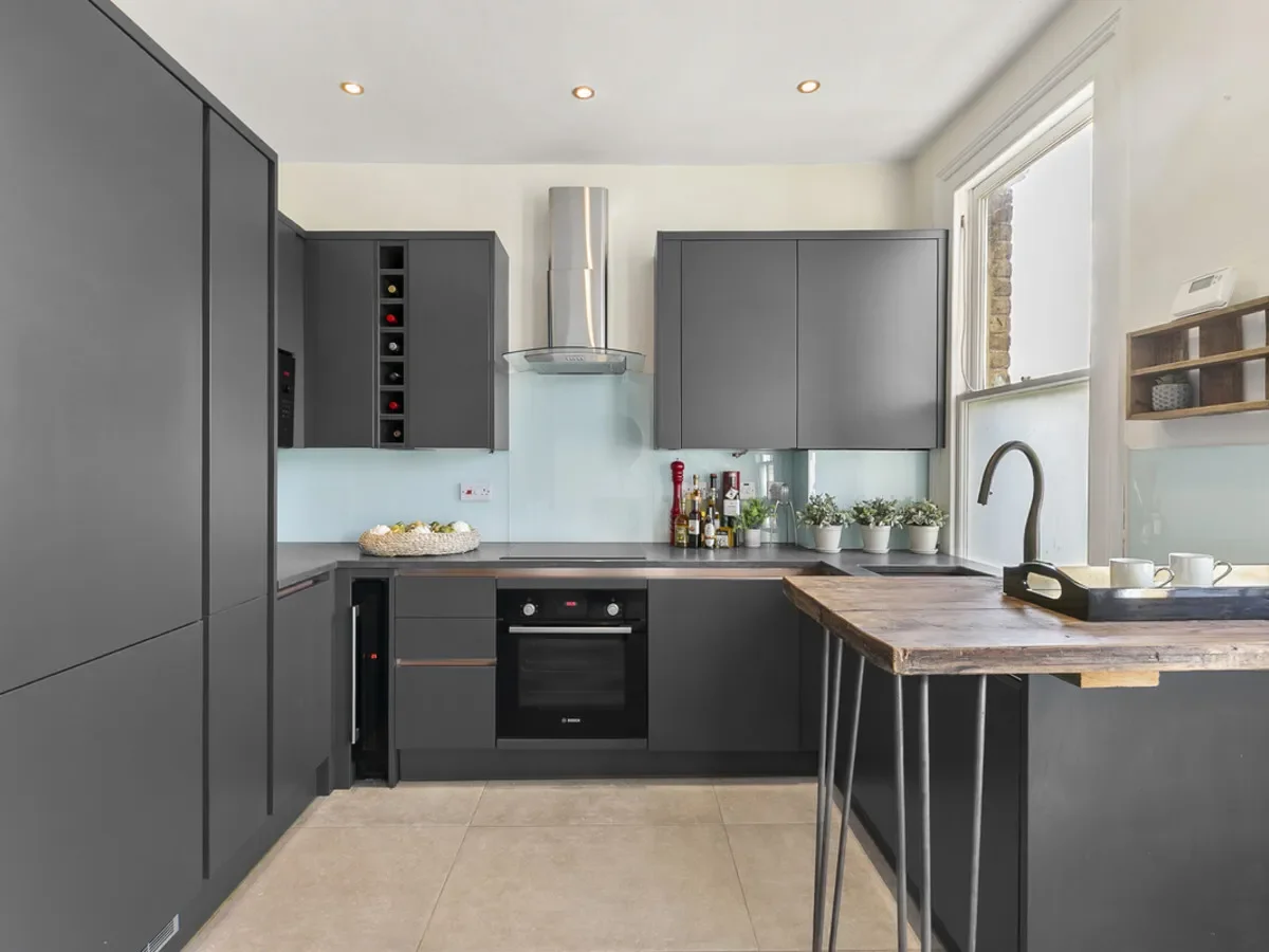 Alexandra Drive, London, SE19, London, England, United Kingdom. - Photo 8