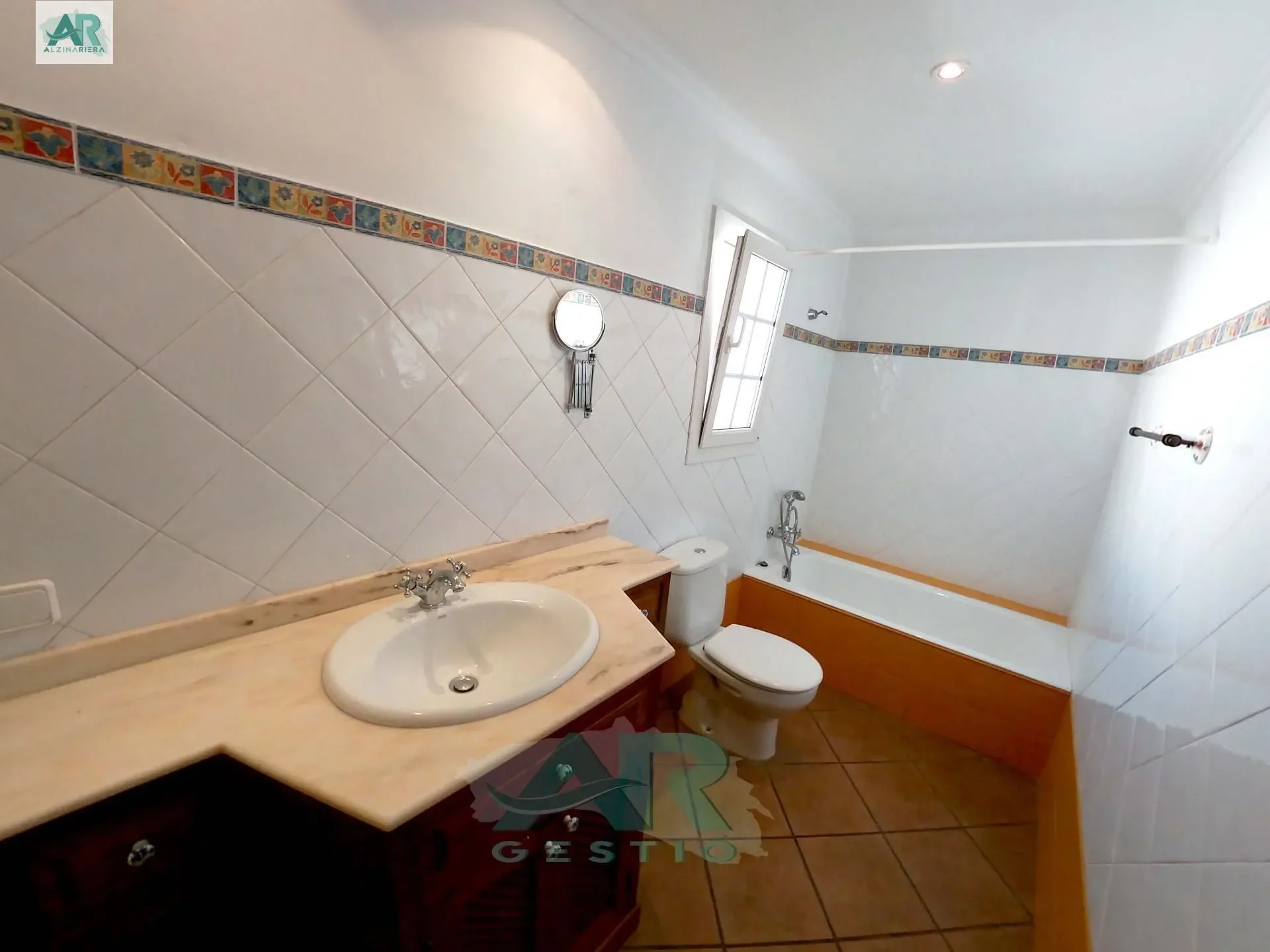 Gallery photo 11