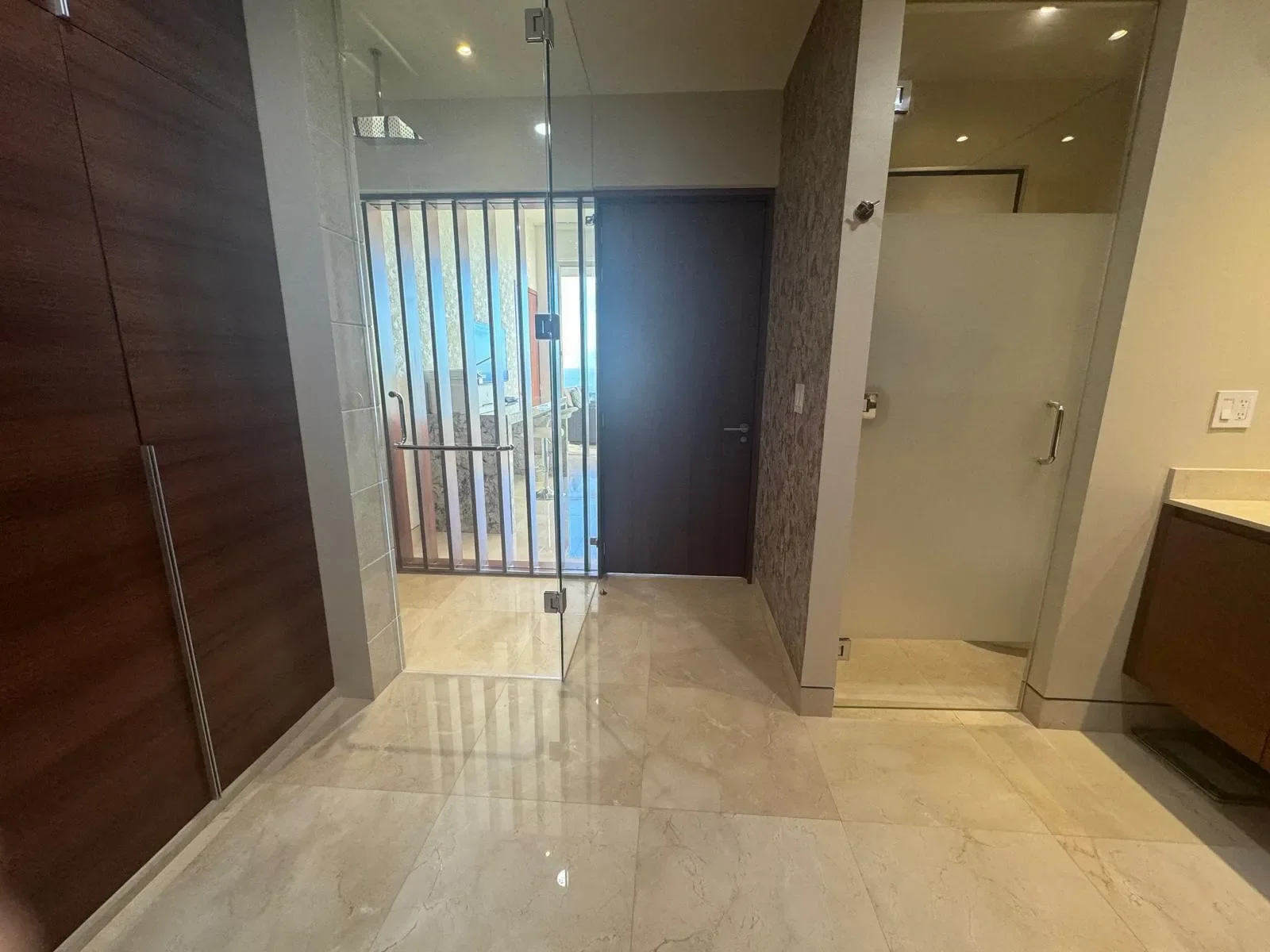 Gallery photo 6