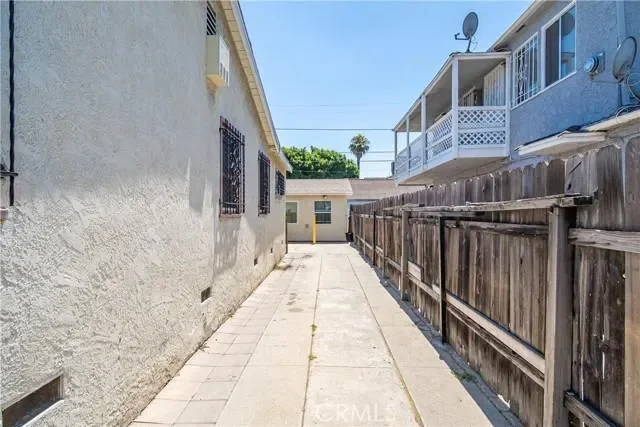 1142 E Century Boulevard, Los Angeles, CA 90002, Los Angeles, California, United States. - Photo 18